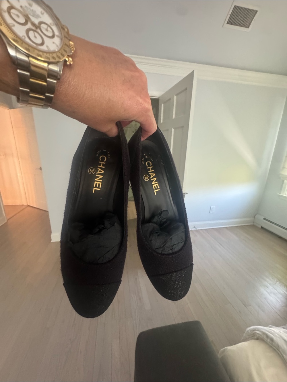 Chanel Interlocking C’s pump - Picture 10 of 16